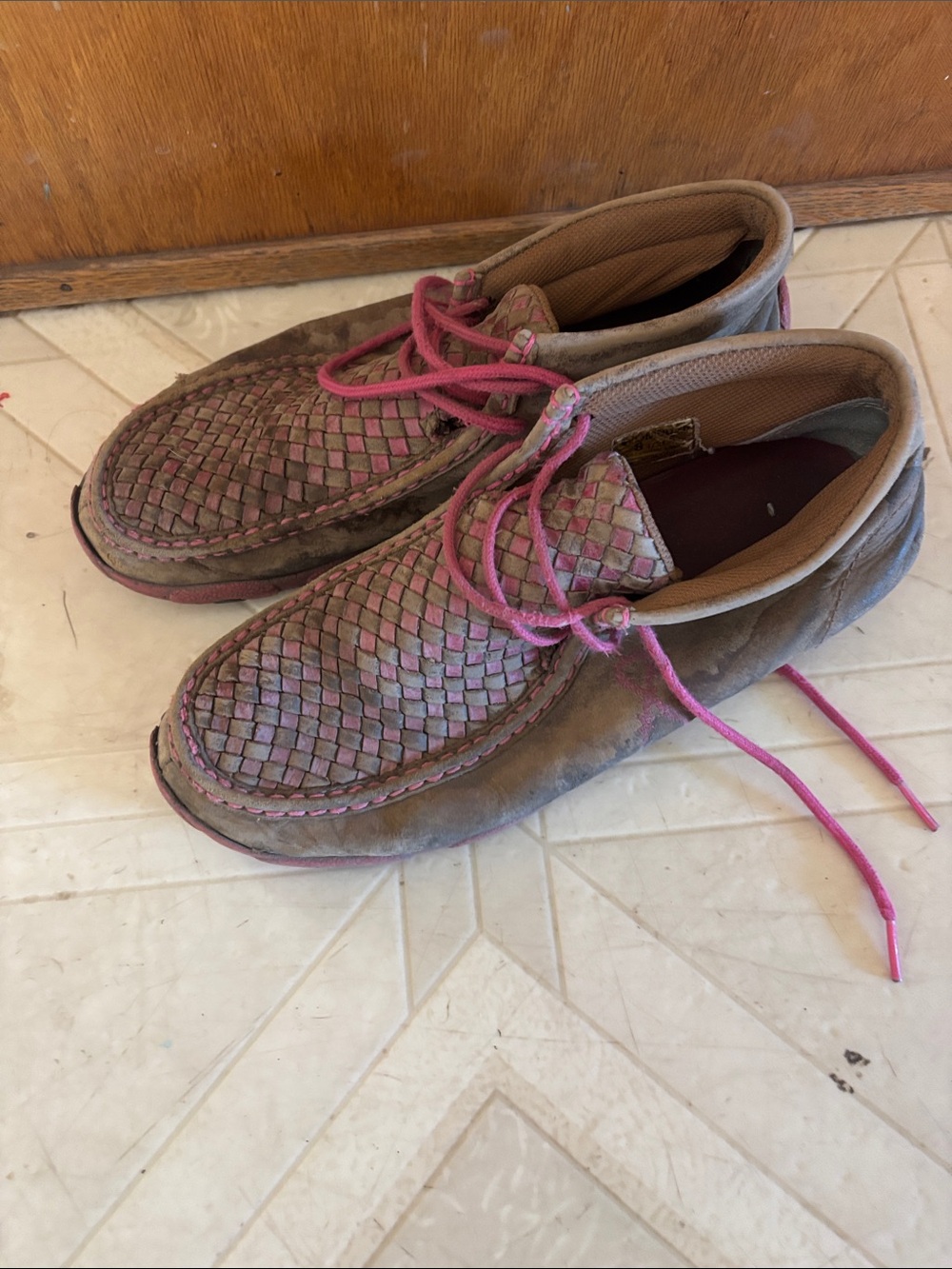 Twisted X Women's Woven Moccasins - Brown with Pink Accents